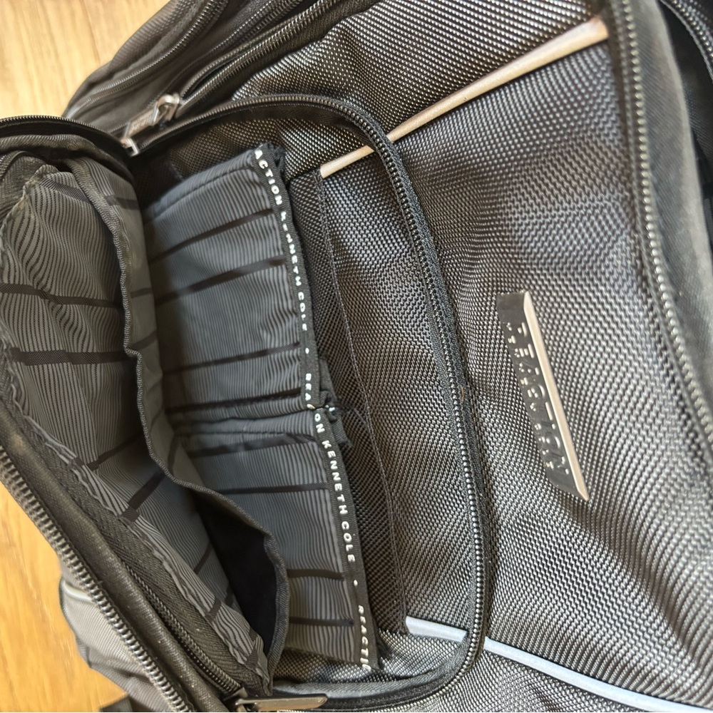 Kenneth Cole Reaction ‘Easy As Pie’ Laptop Bag - Picture 3 of 9